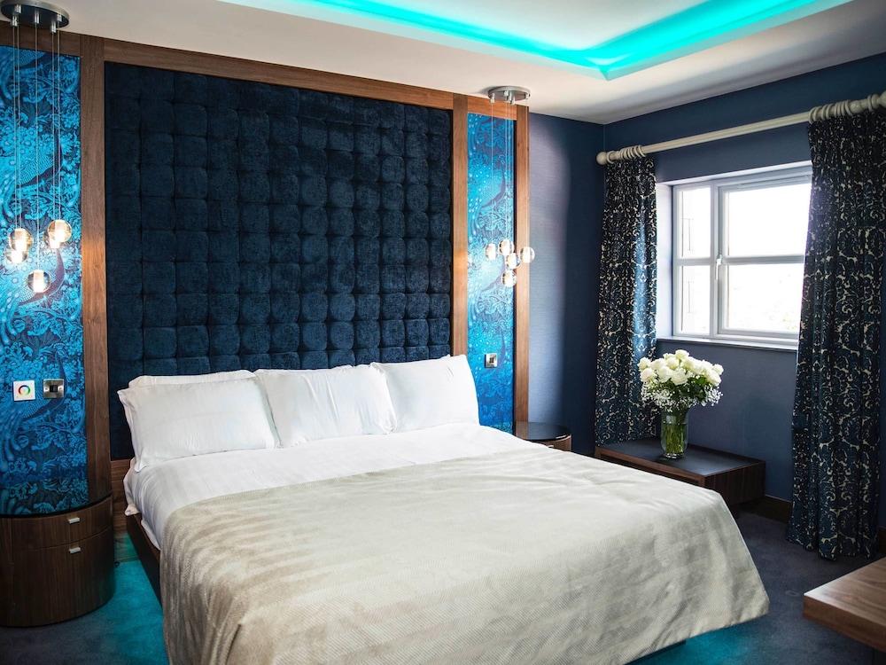 The Riverside Park Hotel Enniscorthy Exterior photo